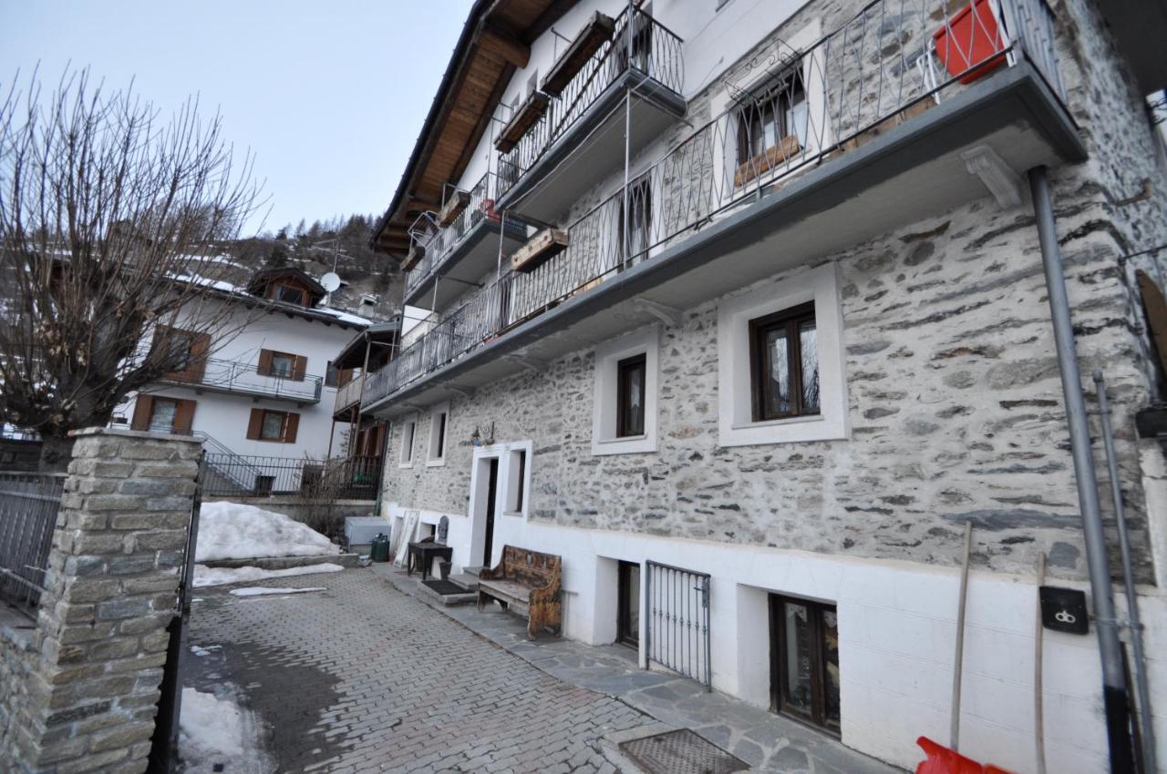 Magnifica Tavernetta Di La Thuile Exterior photo